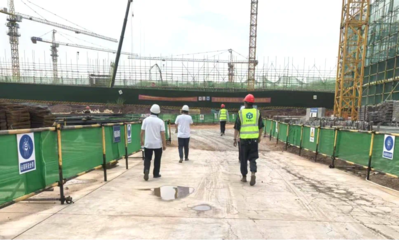 聚焦效率革命，項(xiàng)目建設(shè)再提速——中國(guó)西部鋰產(chǎn)品集散中心(倉(cāng)庫(kù)區(qū))項(xiàng)目順利通過(guò)房建工程基礎(chǔ)階段考核